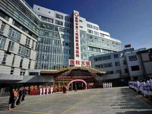 昆明市第一人民医院假体隆胸多少钱?8800元起，附恢复期实拍